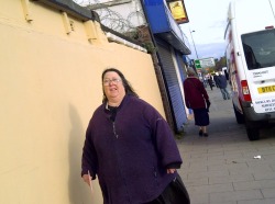 vasdeferens:  mightseehell:  no:  Omg I took a picture of this woman and she saw me take it so she chased after me and told everyone to help her I’ve never laughed so much in my whole life  omg  omfadnhg 
