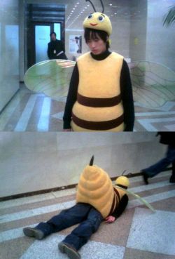 dont-touch-my-neckk:  hoebread:  slutaeyang:  i’m gonna reblog sad tablo bee every time it’s on my dash  me  this is  @arcangelmicheal irl 
