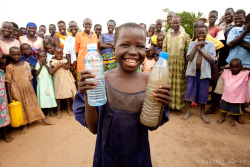  anch0rrss: I will keep this photo posted for 1 week. Every time someone Reblogs this photo I will donate 10 cent to charity: water charity: water provides clean and safe drinking water to those who most desperately need it.After the money is donated