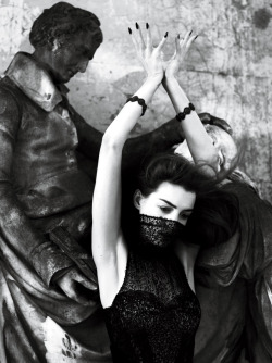 Anne Hathaway Photography by Mert Alas and Marcus Piggott Published in Interview, September 2011