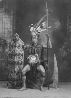 ethnoworld:  Dayak tribe,Borneo 