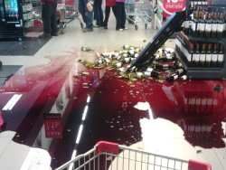 book-0f-eli:   I got my period at the grocery store and had to make it look like it wasn’t me  Oh my god this picture again HAHAHA. 