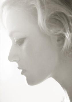 inspirationgallery:  Kate Winslet by Tom Munro. Harper’s Bazaar UK, November 2011 