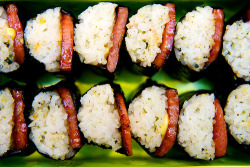 hirachelle:  Spam Masubi! I miss the ones from Hawaii ):  I&rsquo;m hungry!