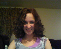 adropofsunlight:  crazay curls they remind me of your perm tess :) (imissyou) big party tonight!!! makeup/outfit ideas? 