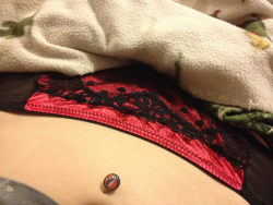 wannabenudist:  I don’t really like these but then again I do. oh you can see my Grateful Dead belly button ring :)  