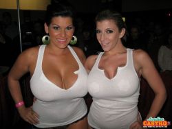 angelinacastroxxx:  Retweet #teamBJNBA if you pulling for @miamiHeat! rt @sarajayxxx and I will suck up Victorious! 