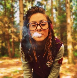 hatethatiloveyuu:  .:: Can We Smoke This Blunt Out Side, Cuz Its Nice Out &amp;&amp; We Can Get High ::. 