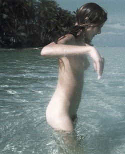 gethecool:  “A Place In The Sun” 1996 by David Hamilton. 