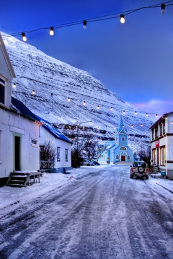 dansmonlivre:  Iceland - Seydisfiordur City by Patrycja Makowska 
