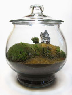 bishopillustration:  Terrarium scale model of the Beetlejuice house bishopillustration:  Terrarium scale model of the Beetlejuice House from the Tim Burton film. Sculpted out of wax and hand painted. In case of Michael Keaton, please refer to the Handbook