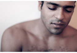 queennubian:  tobia:  “Picture of an Arab Man” Started in 2009, the portrait series “Picture an Arab Man” is part of a large body of work capturing semi-nude Arab men of diverse backgrounds. The project is meant to literally picture a new face
