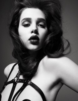 thequietfront:  Anais Pouliot by Daniel Jackson for Exhibition Magazine 