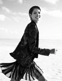 f-l-e-u-r-d-e-l-y-s:  Hanaa Ben Abdesslem for Vogue Spain March 2012 by Miguel Reveriego 
