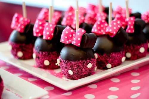 Minnie mouse cupcake cake