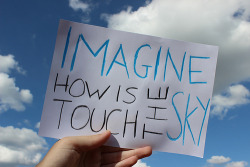 10knotes:  precums: what the fuck does this say imagine how is touch the sky touch is the sky imagine how sky the touch is how imagine I’m seriously confused  I think this is one of our generation’s great mysteries.   Via/Follow The Absolute Greatest