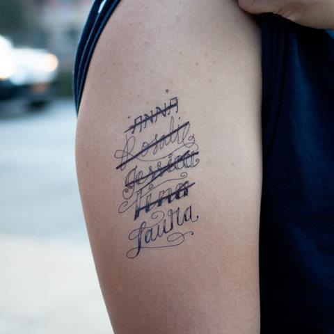 Woman cuts off boyfriends name tattoo