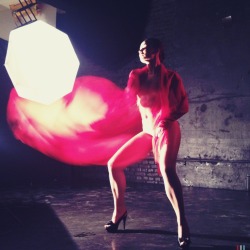 Vikky-model red fire by Alex Krivtsov  Helga Viking объектив, Blanko Freedom13 пленка, без вспышки, снятый Hipstamatic