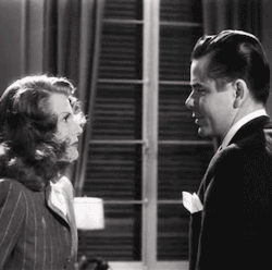  Rita Hayworth knocked out two of Glenn Ford’s teeth during this scene. He held his place until the take was finished. (IMDb) 