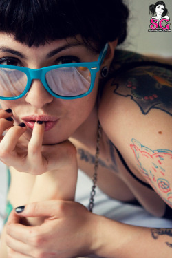 fuckyeah-suicide-girls:  Liu Suicide WANT TO BE TUMBLR FAMOUS OVERNIGHT? CLICK HERE AND CLICK YES 