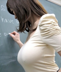 badmanbadplace:  My teacher has big boobs Mom:  Son, yet again a D.  Why can’t you focus in class? Son:  Mom, I knew you would ask this question, so today I took a picture of my teacher who has a massive rack and she is always braless.  Do you still