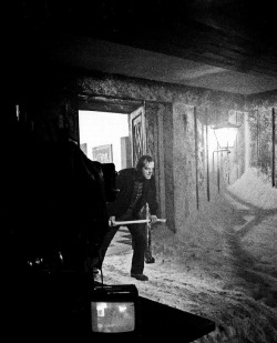 skibinskipedia:  oldhollywood:  Jack Nicholson, Stanley Kubrick, and Shelley Duvall on the set of The Shining (January, 1979) [via]  