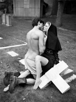 katalepsja-off-duty:  sexforthepeople:  If I imagine the person wearing the nun’s costume is also a guy, the picture turns extra hot ~_~  tell me more…  A co tu w ogóle nie jest extra hot, co?