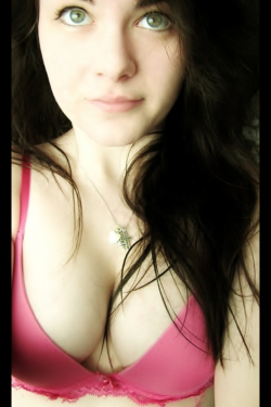 ifitmeansalottoyou91194:  Topless Tuesday..barely.  Yeah yeah I’m a slut.