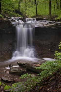americasgreatoutdoors:  Though a short distance from the urban areas of Cleveland and Akron, Cuyahoga Valley National Park seems worlds away. The park is a refuge for native plants and wildlife, and provides routes of discovery for visitors. The winding