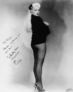 A cheeky promo photo of Gilda.. Can&rsquo;t believe I haven&rsquo;t posted this one here, as yet. I purchased this signed print from her in 2004. I&rsquo;d already been corresponding with her via e-mail for a few years.. I included the pic in an obituary