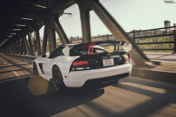 automotivated:  (via Dat wing\Ass | Viper | Flickr - Photo Sharing!)