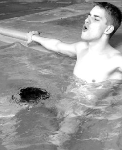 fraternityrow:  bromocollegestud:  Who doesn’t like to have fun in the pool?  who knew that having those tea parties on the bottom of the pool when you were learning to swim would come in handy some day :)  Yeeeees