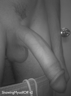 Well Hung Wednesday! Please like, reblog, ask, comment, submit, follow all you want @ http://naboen.tumblr.com