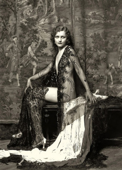 funnster:  Ziegfeld Follies girl - Ann Lee Patterson 