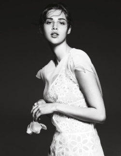 Anais Pouliot for The Room Spring 2012 by Emilio Tini