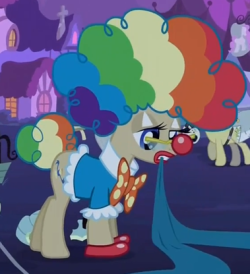 doesbeingonthemooncountasgodtier:  Mayor Mare is afro circus pony This ends my cry for help 