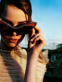 Gwen Loos shot by Martin Lidell for Flair Italia March 2012