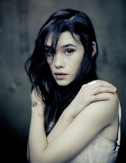 Astrid Bergès-Frisbey in Vogue Italia Beauty January 2011 shot by Paolo Roversi 