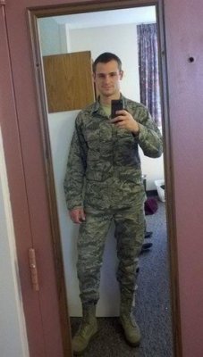 justshowitalready:  21yo Air Force straight guy, from Enid, Oklahoma. Said he gets off fucking girls while in uniform. He really wanted me to swallow his cum. 