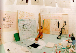  In 1996, Tracey Emin lived in a locked room in a gallery for fourteen days, with nothing but a lot of empty canvases and art materials, in an attempt to reconcile herself with paintings. Viewed through a series of wide-angle lenses embedded in the walls,