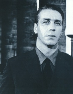e-y-e-l-e-s-s:  Till Lindemann. 