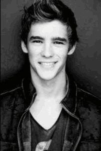 your-blogs-the-shit-so-i:  Just posted a GIF (Taken with GifBoom) Brenton Thwaites is so fucking sexyyy