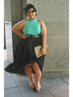 bigbeautifulblackgirls:  Celebrity Style Capture: Evelyn Lozada    Outfit Logistics:    American Apparel ฬ (size Large),   Skirt - QVC ๣,   Shoes - Talbots ย,   Belt - Michael Kors โ,   Clutch - Nordstrom Rack โ     Facebook Fan Page Twitter :