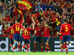 nananalandia:  Spain NT’s joy after Xabi Alonso’s goal.