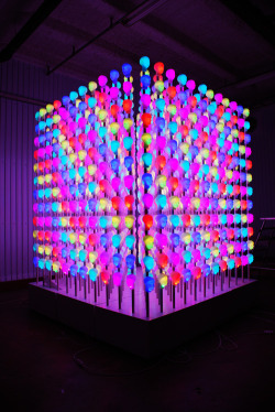 ruineshumaines:  Dimension by Alexander Lervik.  “Light art Made for the Bank Skandia in Sweden. It is an art piece but also a 3D screen. Built of 1728 heads. 35.000 parts. 24.000 LED lamps. The cube have a dimension of 3x3x3 meters. Inside its possible