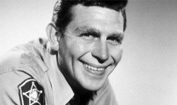 ryanrussell:  NOOOOOOOOOOOOOOOOOOOOOOOOO! thedailywhat:  RIP: Andy Griffith, at 86: Television icon Andy Griffith, best known as Sheriff Andy Taylor on The Andy Griffith Show and country lawyer Ben Matlock on Matlock, died early this morning. He