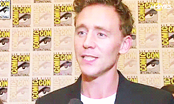 tomhiddles:  So in the middle of the interview the cameraman gave a super fucking zoom into Tom’s face. Out of nowhere! (x) I think the cameraman was like: HOLY SHIT THIS MAN IS SO FUCKING BEAUTIFUL CAN I GET ANY CLOSER OR 