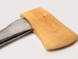 the-oncoming-stig:  twofingerswhiskey:  the-world-today:  The Paradox Axe  this makes me so angry  does it work on metal trees