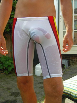 nick99-v2:  latexgay35:  twinktop:  haven’t had any lycra photos for a while, so time to redress that…  goil  Follow my Blog at:  http://nick99-v2.tumblr.com   