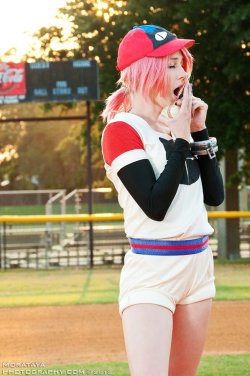causeallidoisdance:  tayrodactyl:  Huh? I’m just yawning. Nothing to see here.Cosplayer: ME!!http://www.facebook.com/tayrexcosplaysPhotographer: Morataya!!http://www.moratayaphotography.com   Guys this is Taylor. She is Haruko. The perfect Haruko &lt;3
